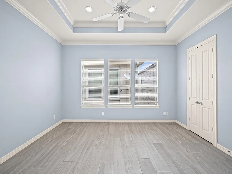 3840 Center St — Photo 15