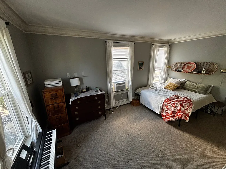 Main bedroom