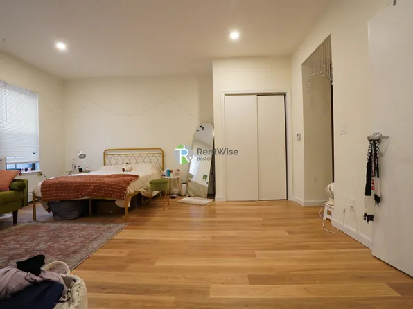 550 Massachusetts Ave, Boston, MA