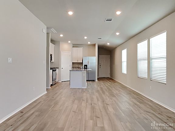 4th image of 5113 Saddle Club Dr