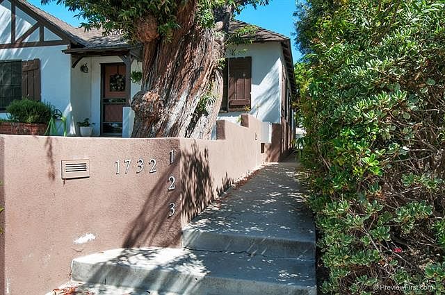 1st image of 1732 Oliver Ave #3
