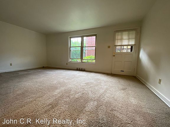 2nd image of 179 Pennwood Ave APT C