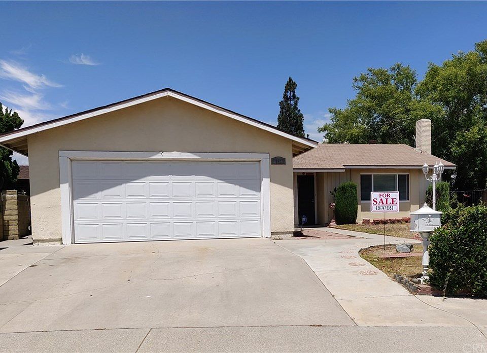 1st image of 19427 Baelen St