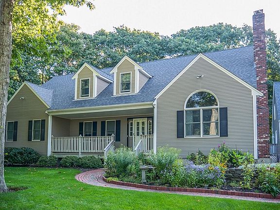 3rd image of 29 Turnberry Dr