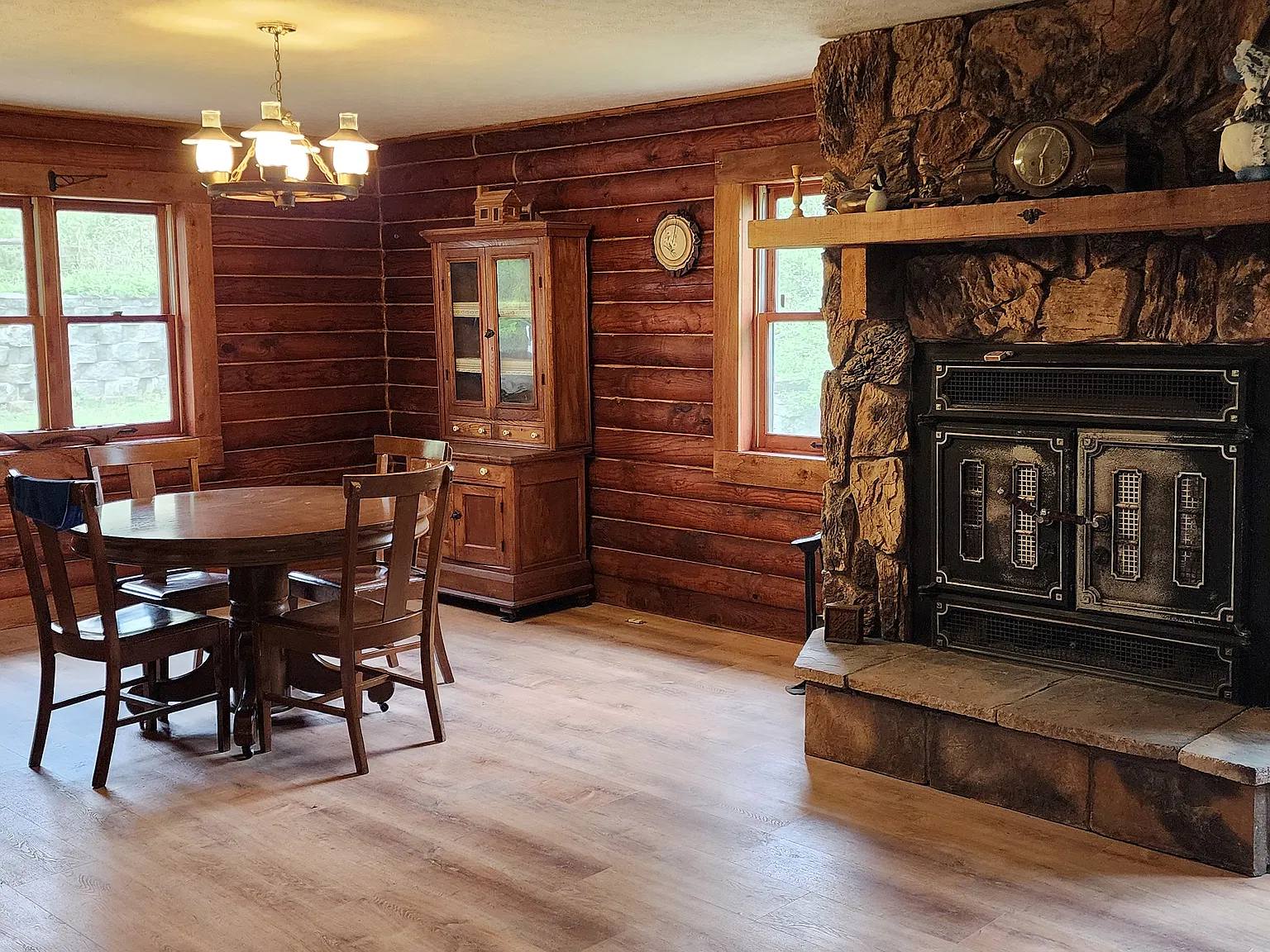 3 bed, 2000 sqft, $1,200 — Photo 3