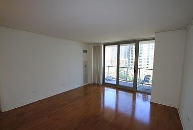 4th image of 420 E Waterside Dr Unit 1008