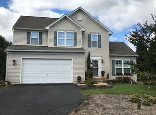 1220 Nugent Way, York, PA 17402