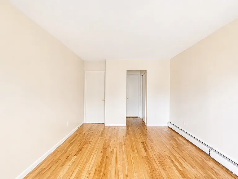 468 Ocean Pkwy #4 — Photo 8