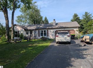 6176 Beverly Dr, Traverse City, MI 49685