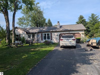 6176 Beverly Dr, Traverse City, MI, 49685
