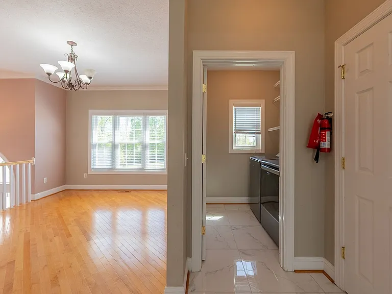 1701 Stratford View Dr — Photo 21