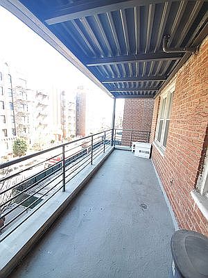 3rd image of 330 E 19th St #4Z
