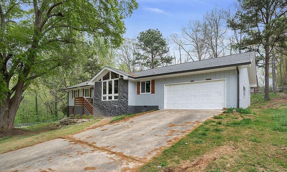 2nd image of 1617 Monarch Ct