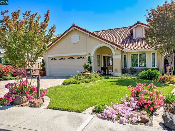 233 Summerford Cir, San Ramon, CA 94583