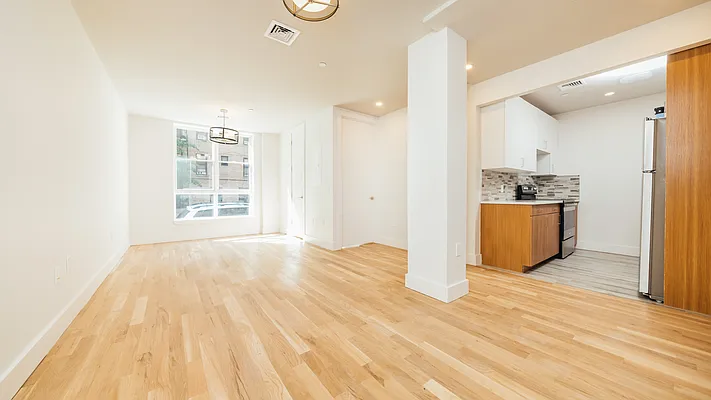 Rented by Nooklyn NYC LLC | media 1