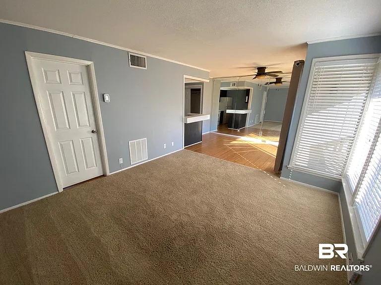 2055 Seacliff Dr N #2055 — Photo 13
