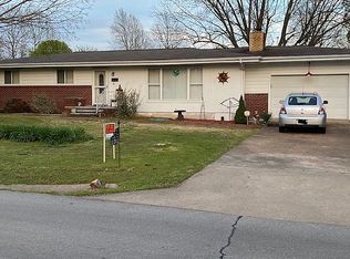 1131 Maple St, Mountain Home, AR 72653