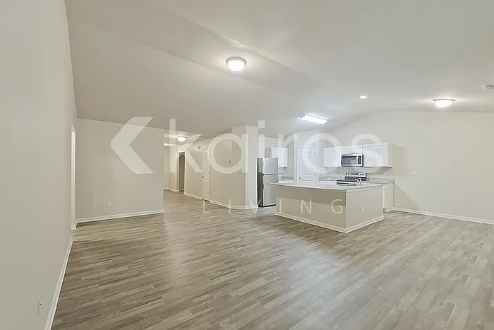 1195 Amberlight Cir — Photo 4