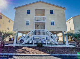 217 Atlanta Ave APT 2B, Carolina Beach, NC 28428