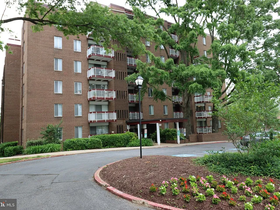 10850 Green Mountain Cir #303