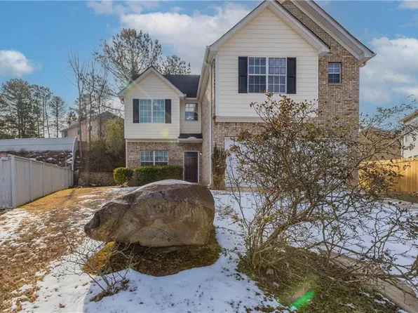 3506 Creekview Dr, Union City, GA 30291