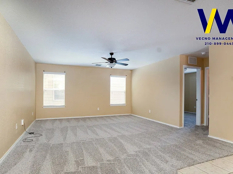 437 Auburn Park — Photo 7
