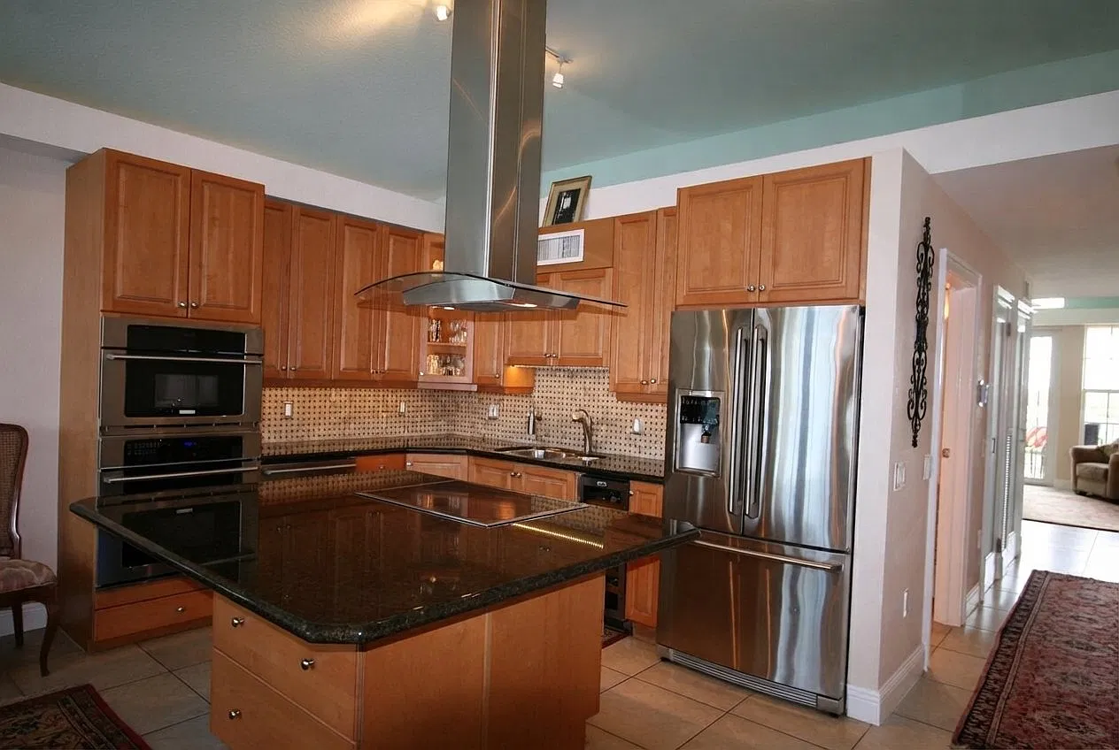 Luxury Key West Townhome | Private Elevator, Pool & Garage — Photo 3