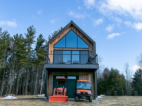 5th image of 109 Winhall Hollow Road