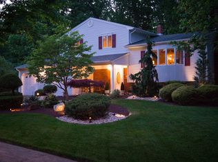 16 Francis Rd, East Brunswick, NJ 08816