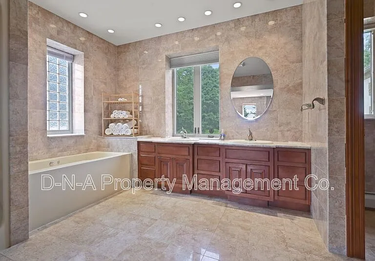 133 Montanesca Rd — Photo 33