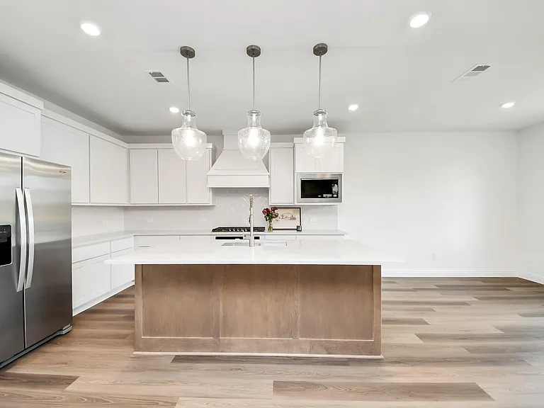 4042 Colony Ln — Photo 15