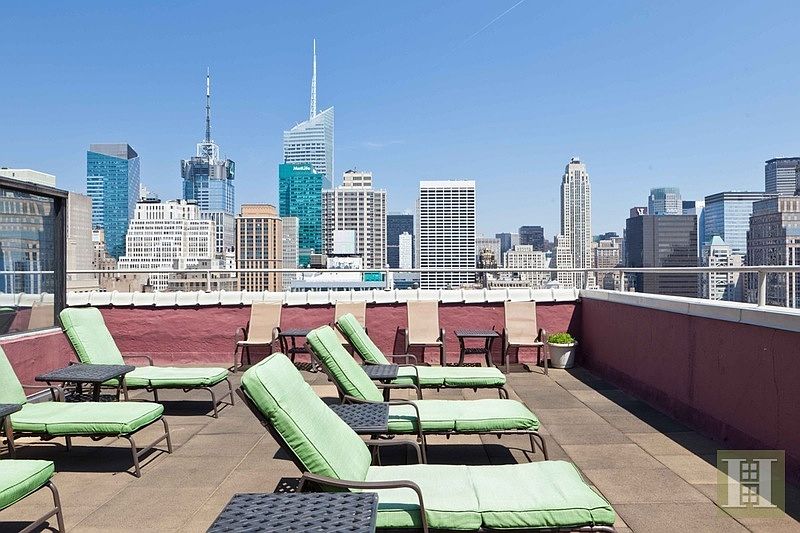 2nd image of 50 W 34th St APT 19A11