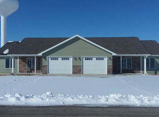 206 Schult Ridge Rd, Fredericksburg, IA 50630