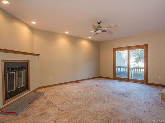2nd image of 1101 Mill Pond Dr #0