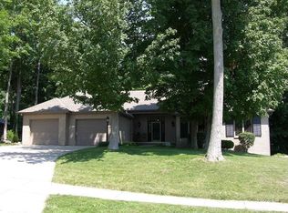 6511 Mossy Rock Ln, Indianapolis, IN