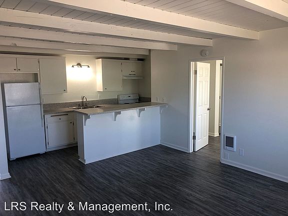 4th image of 240 N 2nd St APT 15