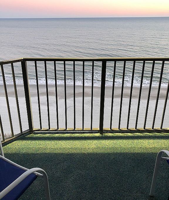 Direct Oceanfront condo