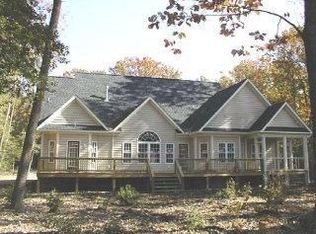 715 Oyster Point Dr, Reedville, VA 22539