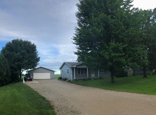 307 N 4th St, Raymond, IA 50667