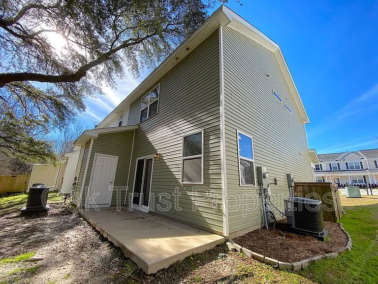 9139 Parlor Dr — Photo 17