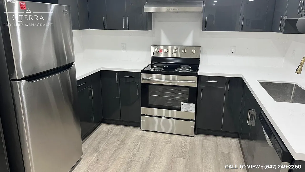 2 bed, 800 sqft, $1,650 — Photo 3