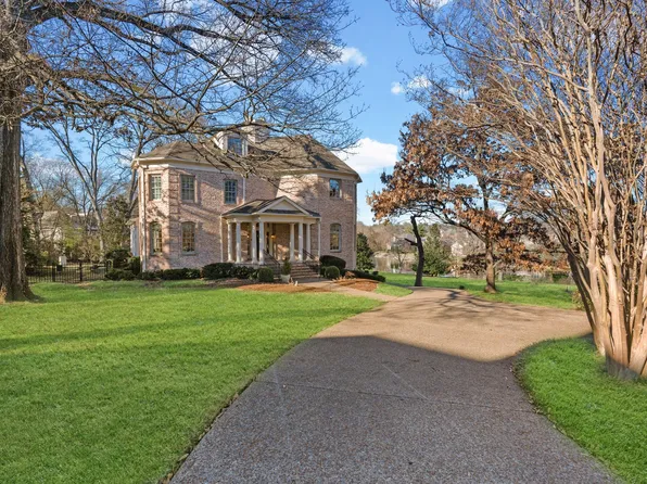 56 Old Club Ct, Nashville, TN 37215