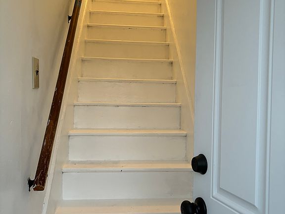 3rd image of 5 Park Sq #2