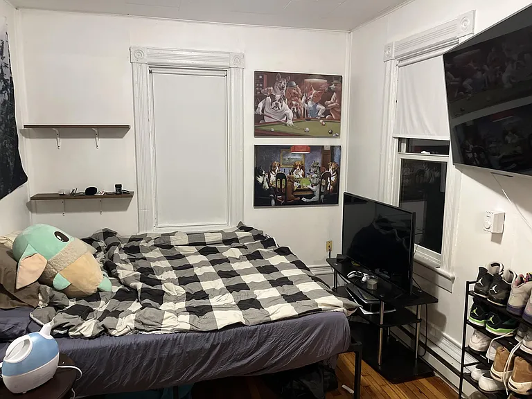 1435 Marshall St NE #3 — Photo 4
