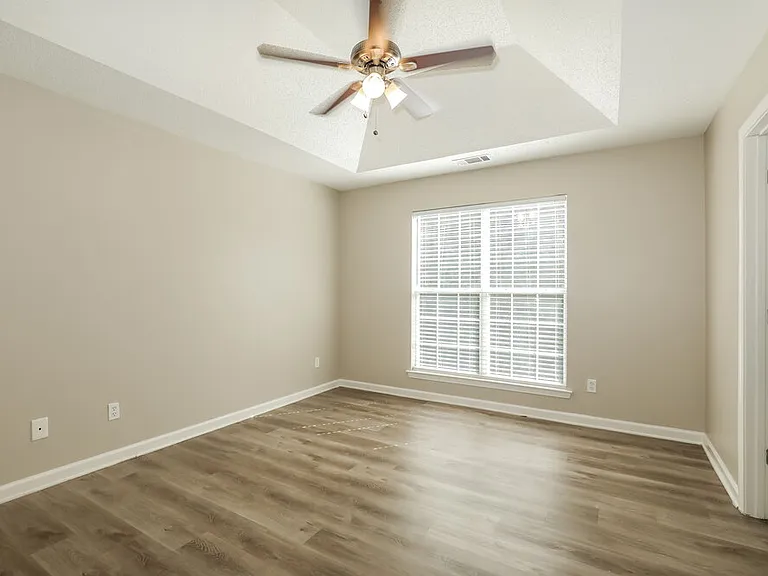 9447 Rollinghills Dr — Photo 8