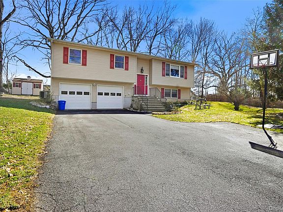 2nd image of 6A Carrie Lane