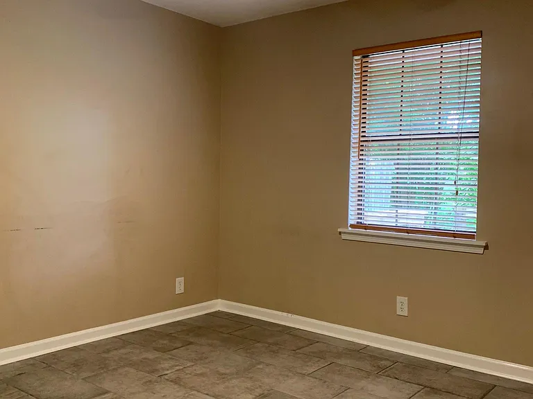 37 Vocational Dr SW — Photo 15