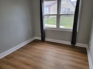 1710 Queensbury Cir #5853, Hoffman Estates, IL 60169
