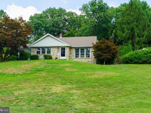 813 Ellis Ave, Newtown Square, PA 19073