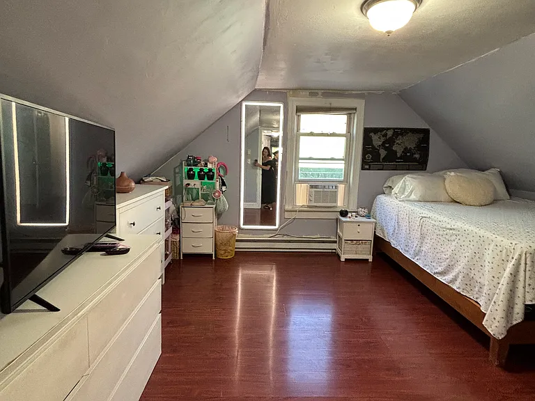 398 Bennington St #2 — Photo 15